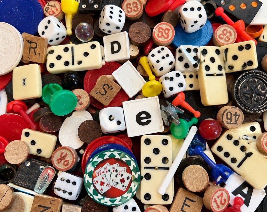 Mixed Vintage & Modern Game Piece Mixed Lot - 1 Pound, Dominoes Dice  & more