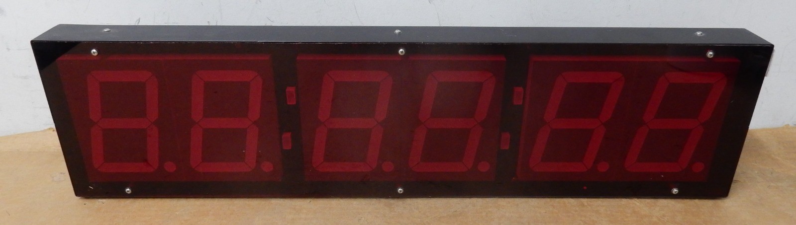 DENECKE IN TC MAXI/6 Six Digit Studio Time Code Reader - No AC Adapter