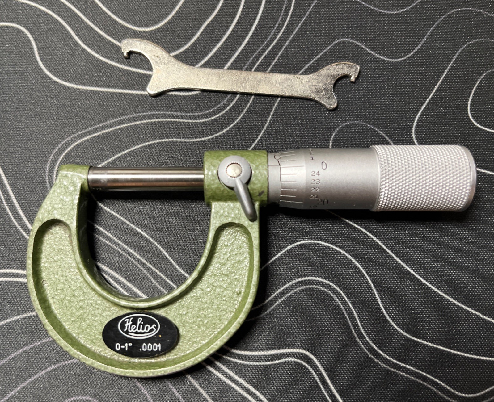 Helios 0-1” .0001 Micrometer with Case and Spanner Tool
