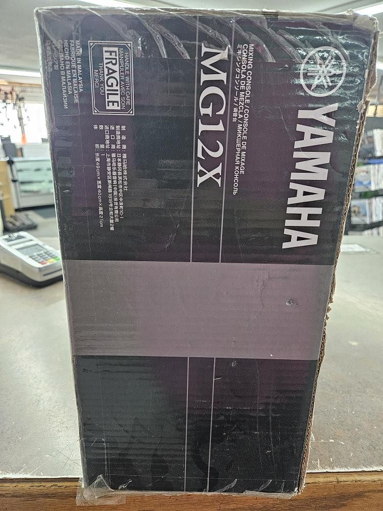YAMAHA MG12X (27074-5)