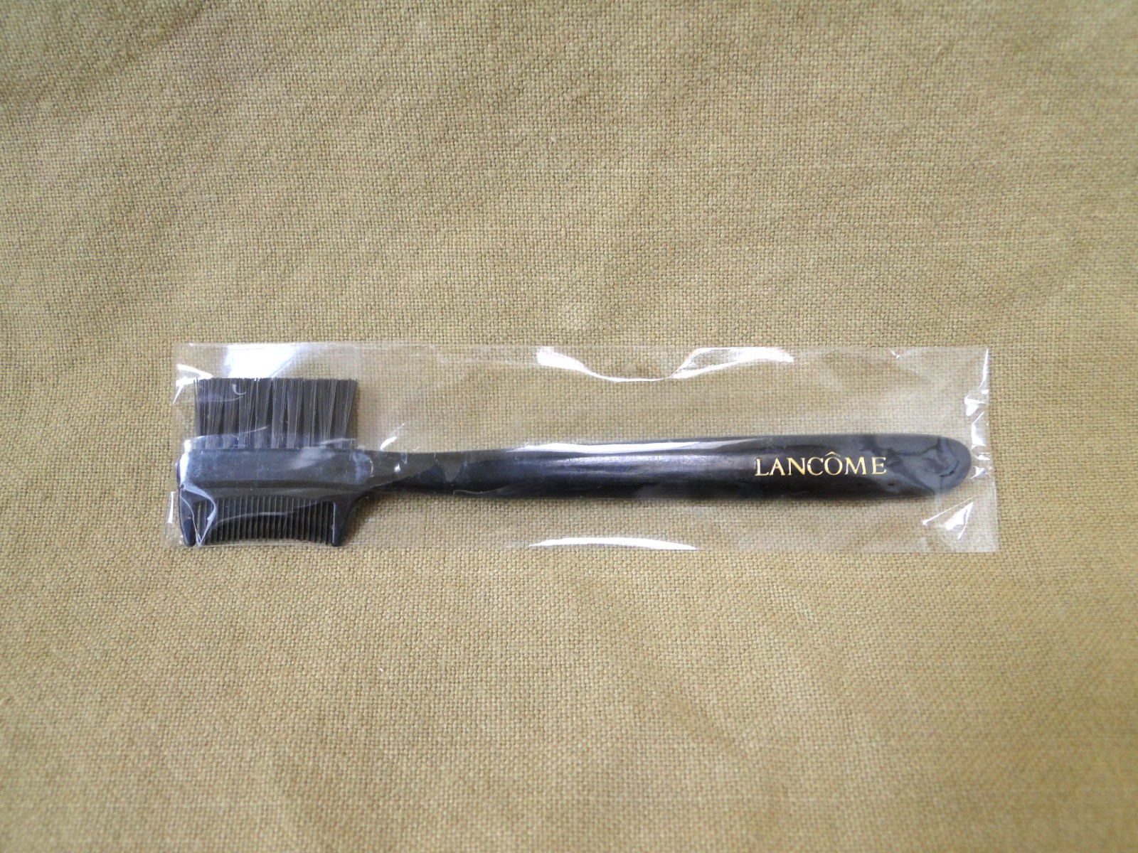 Lancôme Dual-Ended Eyebrow and Eyelash Brush and Comb