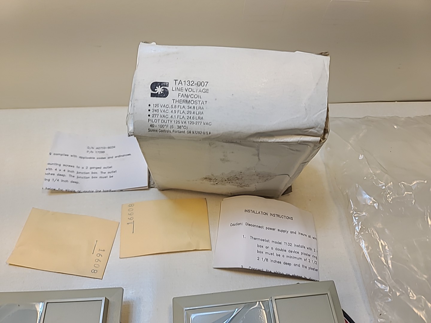 Sunne Controls Fan Coil Thermostat TA132‑007 – Line Voltage NOS Lot of 2