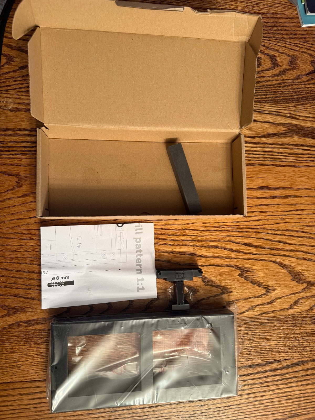 2N Surface Frame (2 Modules) Black (IP Verso)