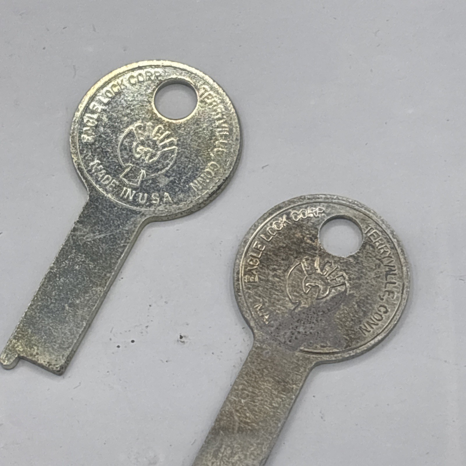 Flat Key Lock Chest Suitcase Eagle Lock Co. Lot Of 2