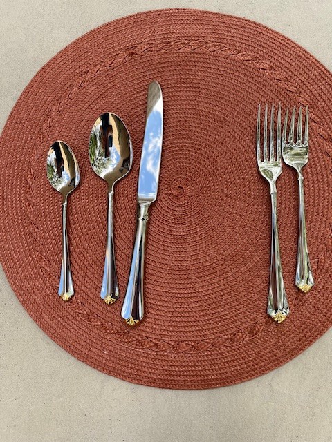 Oneida Golden Juilliard 18/10 Stainless 20pc. Cube Flatware St Service for 4  EX