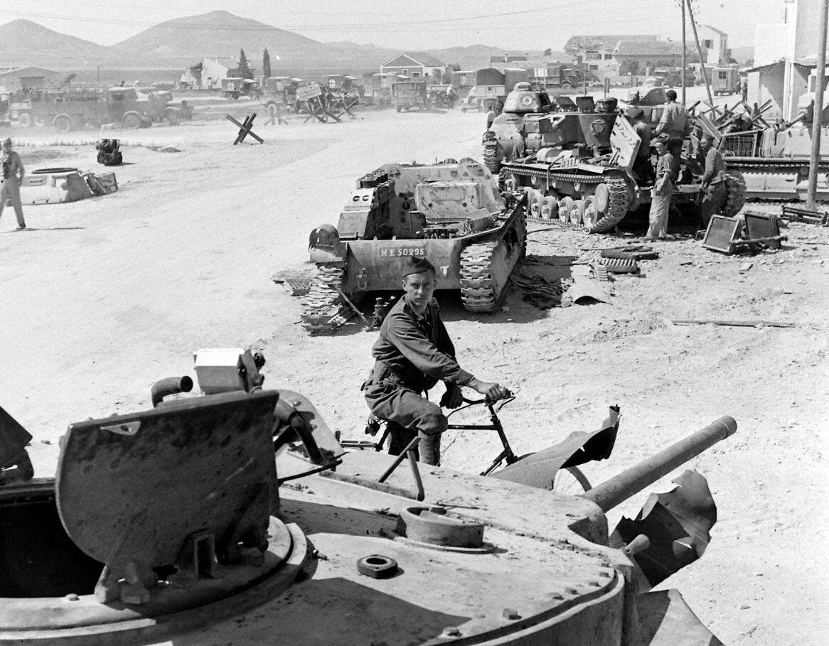 WW2 WWII Photo War In North Africa Tunisia 1943   Germany USA World War Two 8218