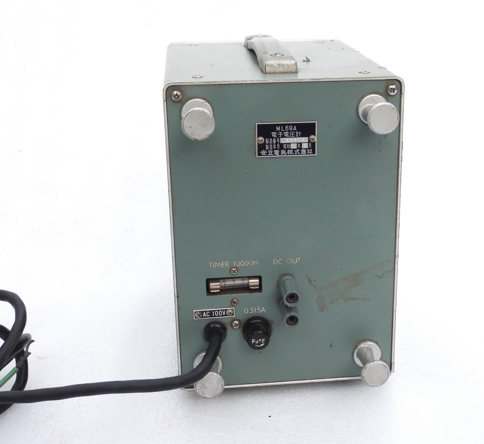 ANRITSU ML69A HIGH-SENSITIVITY ANALOG AC ELECTRONIC VOLTMETER TESTMETER 8-RANGES
