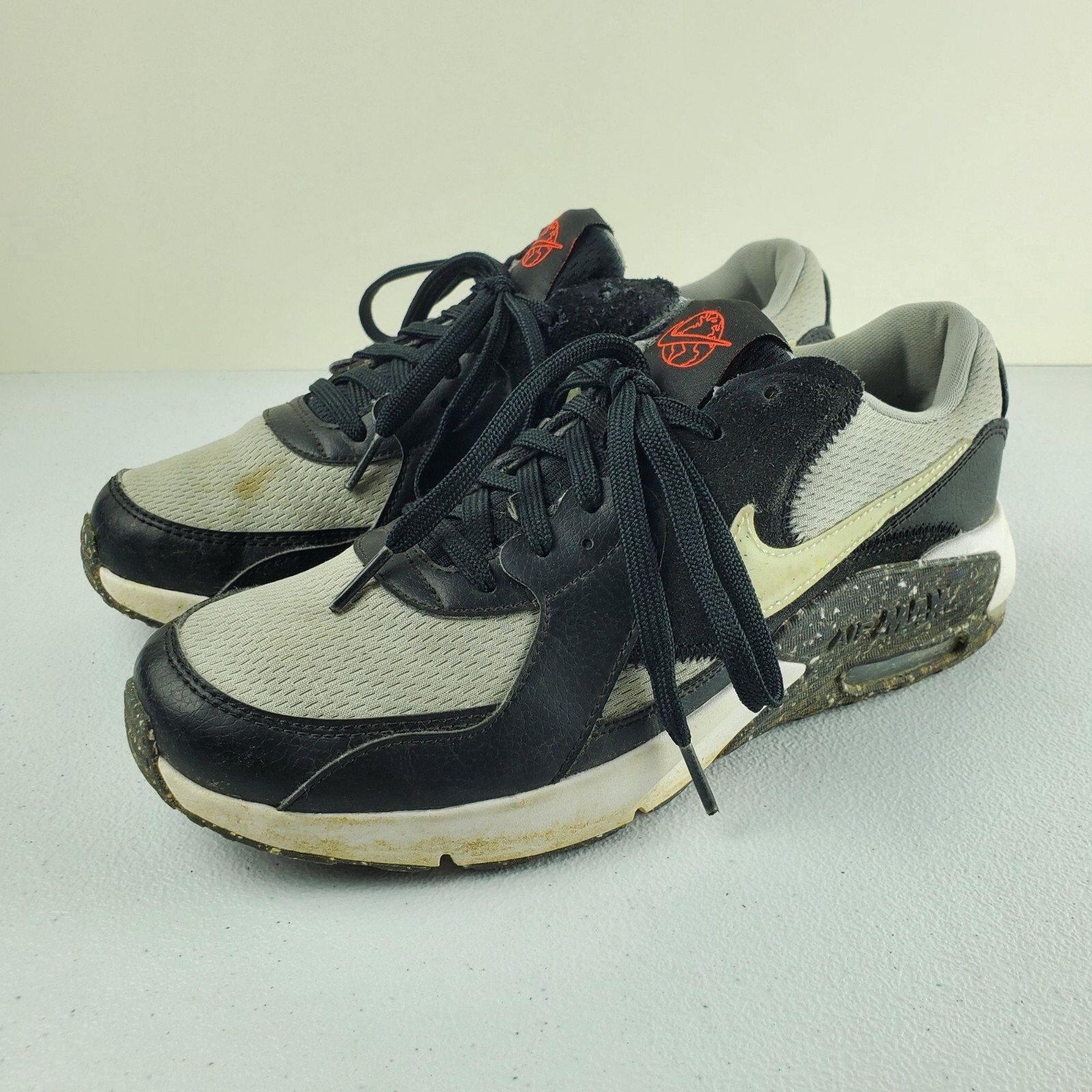 Nike Air Max Excee SE Sneakers Shoe Running Lace Up Size 7Y Unisex Kids Black