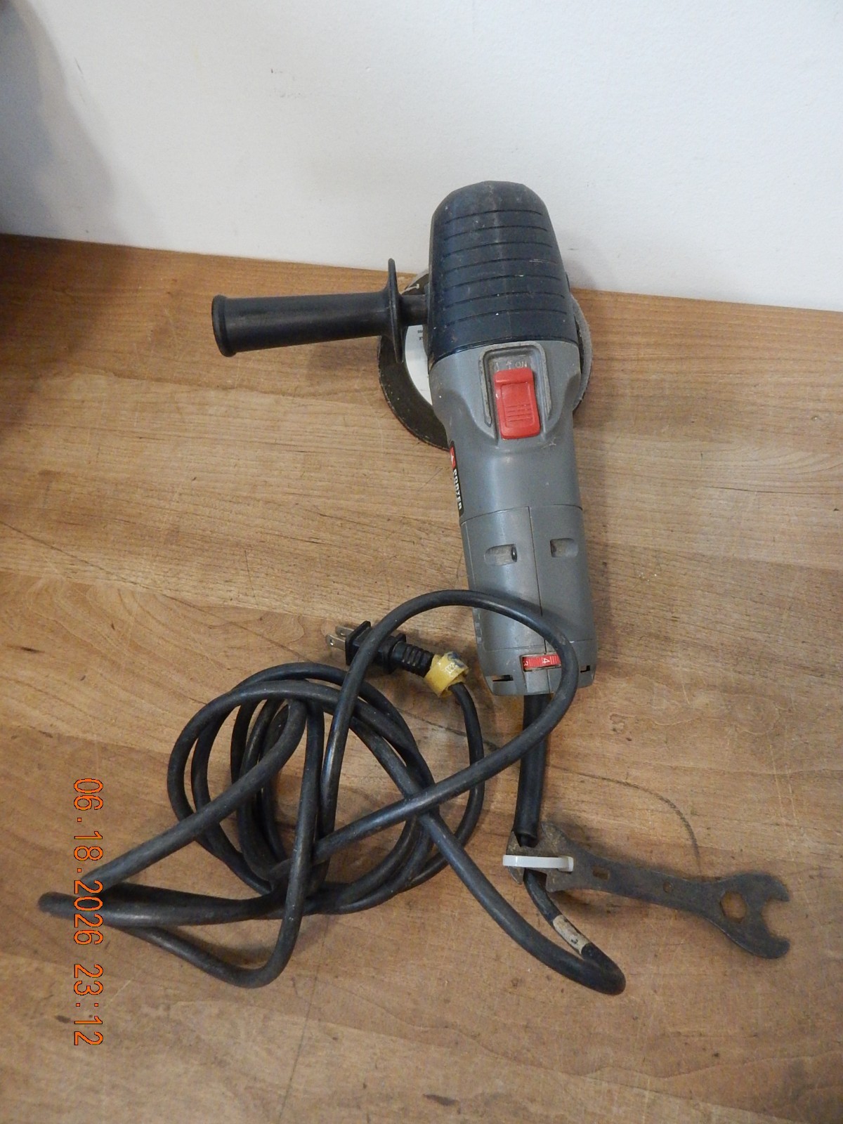 Porter Cable Model 7346 Corded 6" Variable Speed Random Orbit Sander