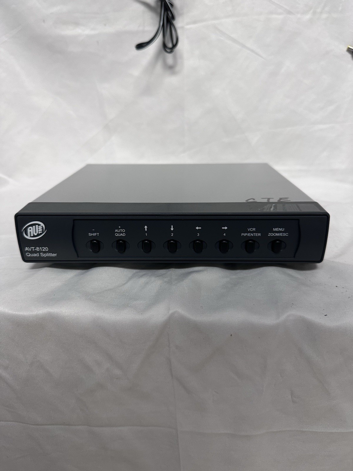 AV Tool AVT-8120 Quad Splitter no power cord