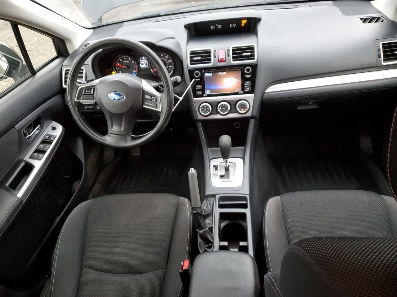 XV CROSST 2015 Glove Box 2071962