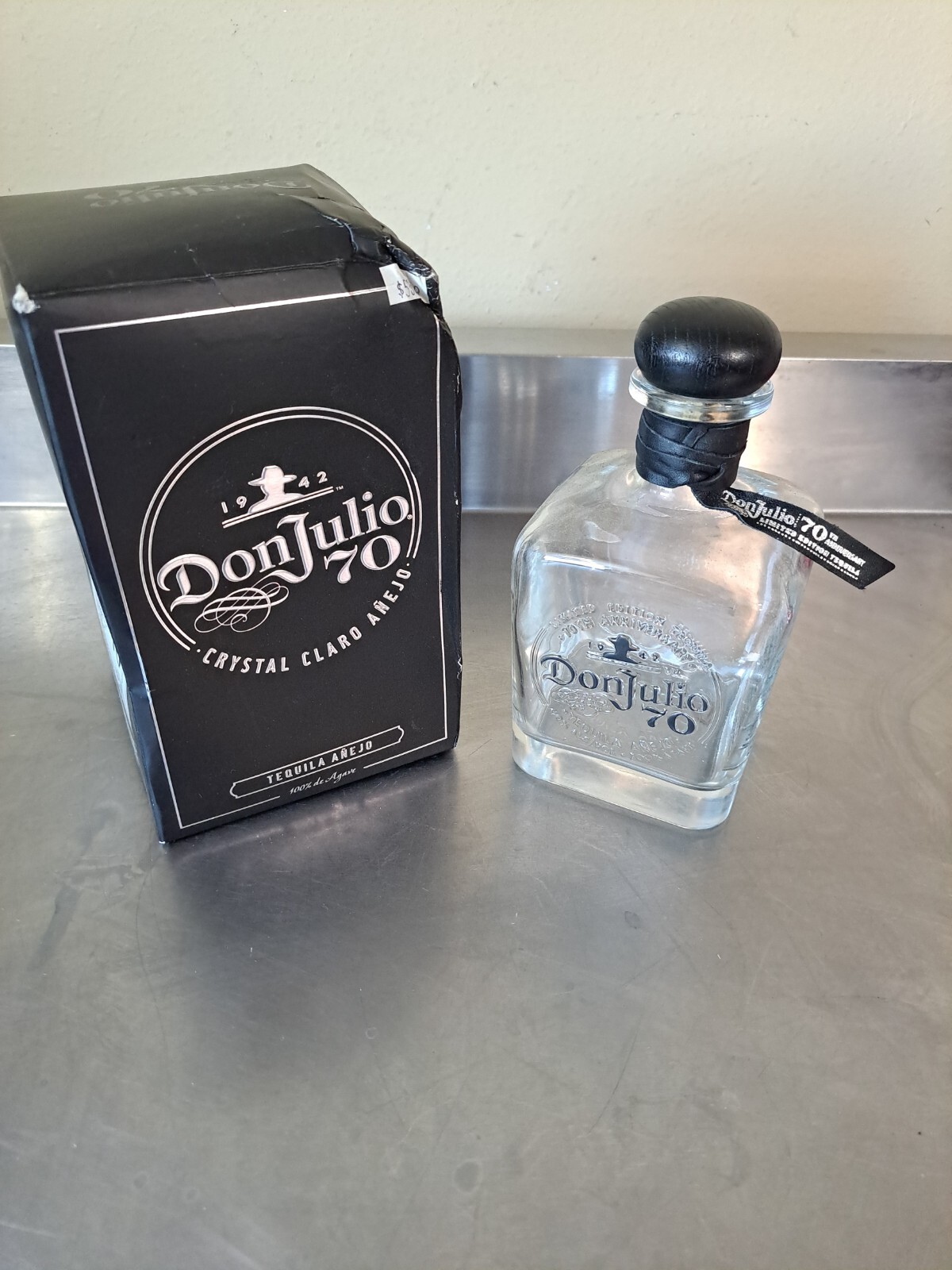 Beautiful Empty Don Julio 70th Anniversary Anjeo Tequila Bottle w/box