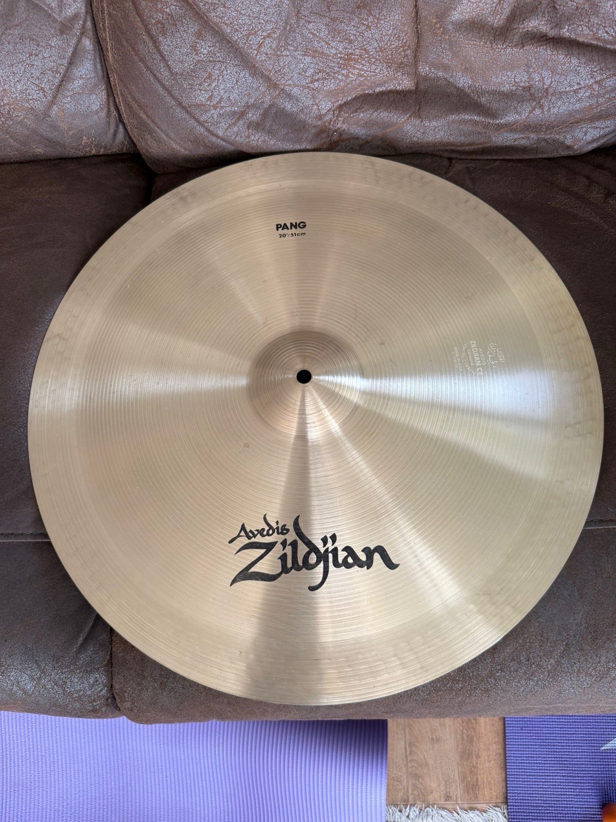 Zildjian Avedis 20” Pang Cymbal. 2104g. Free P&P