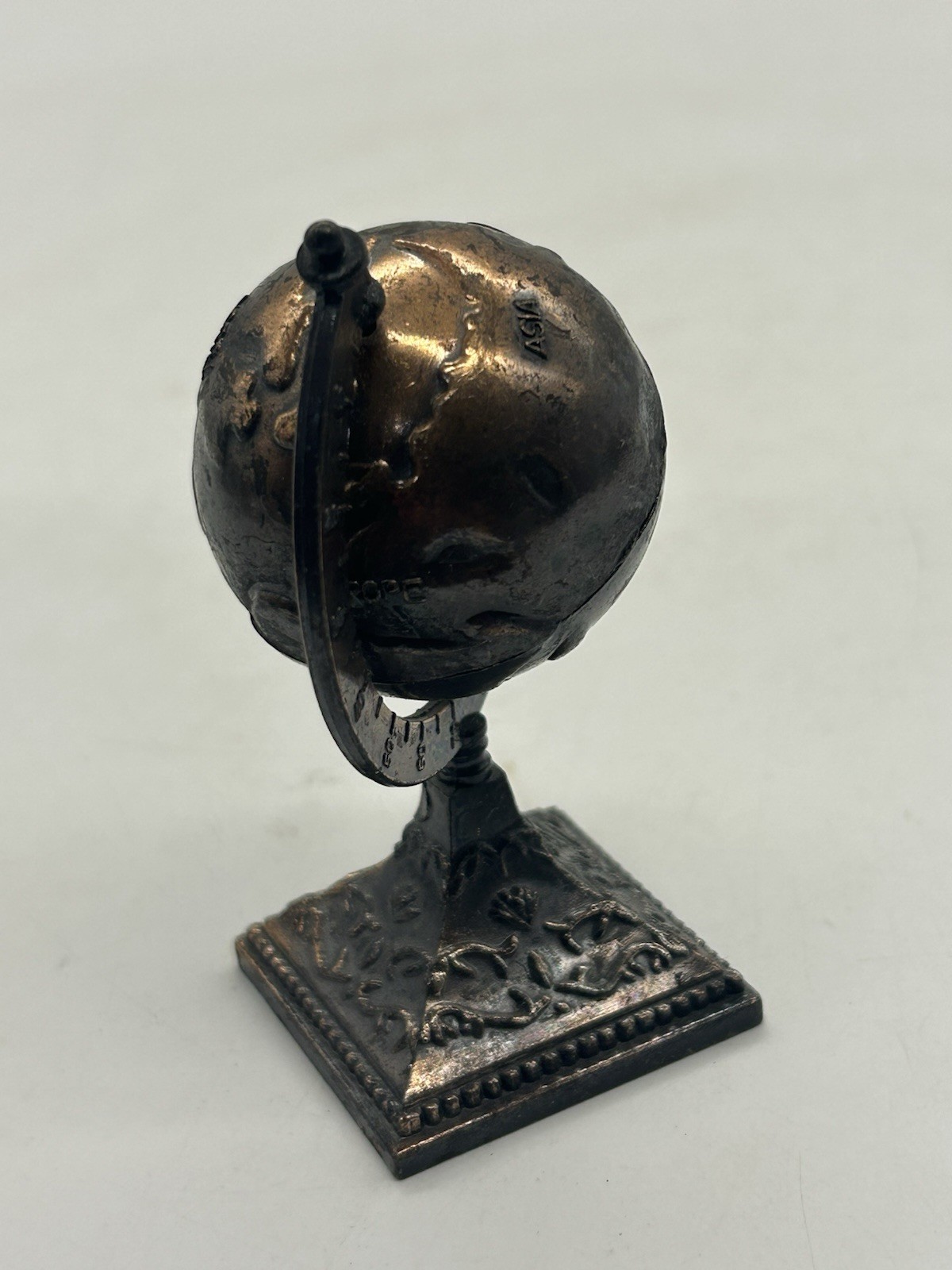 Vintage Die-Cast Pencil Sharpener World Globe