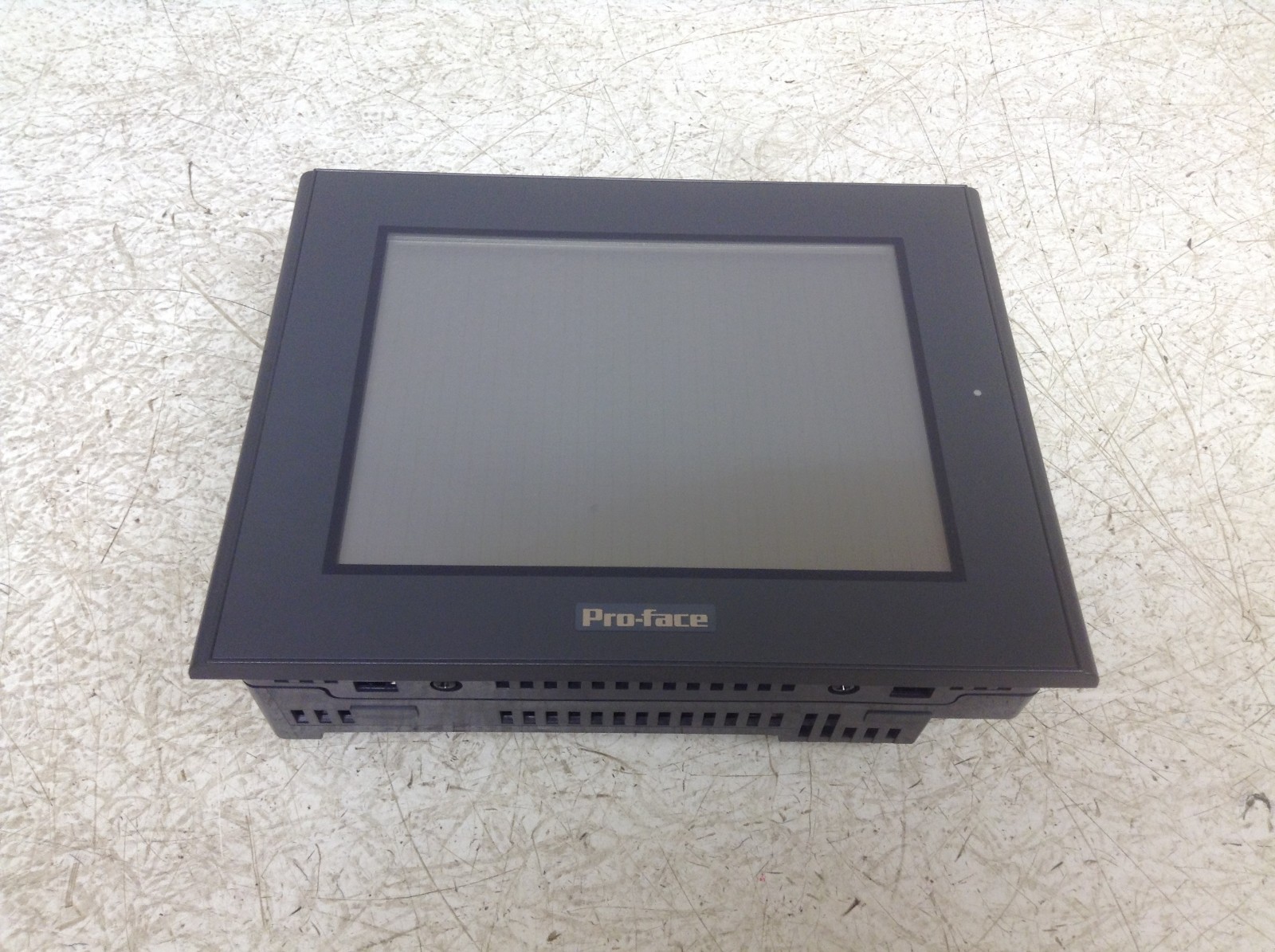 Pro-Face GP2400-TC41-24V 24 VDC HMI Touch Screen Graphic Panel 2880061
