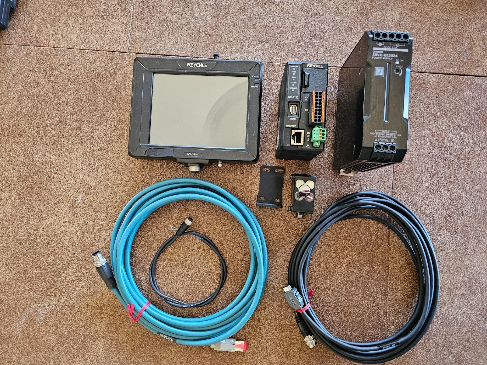 Keyence IV3 Series Vision Inspection Sensor System - Excellent Condition