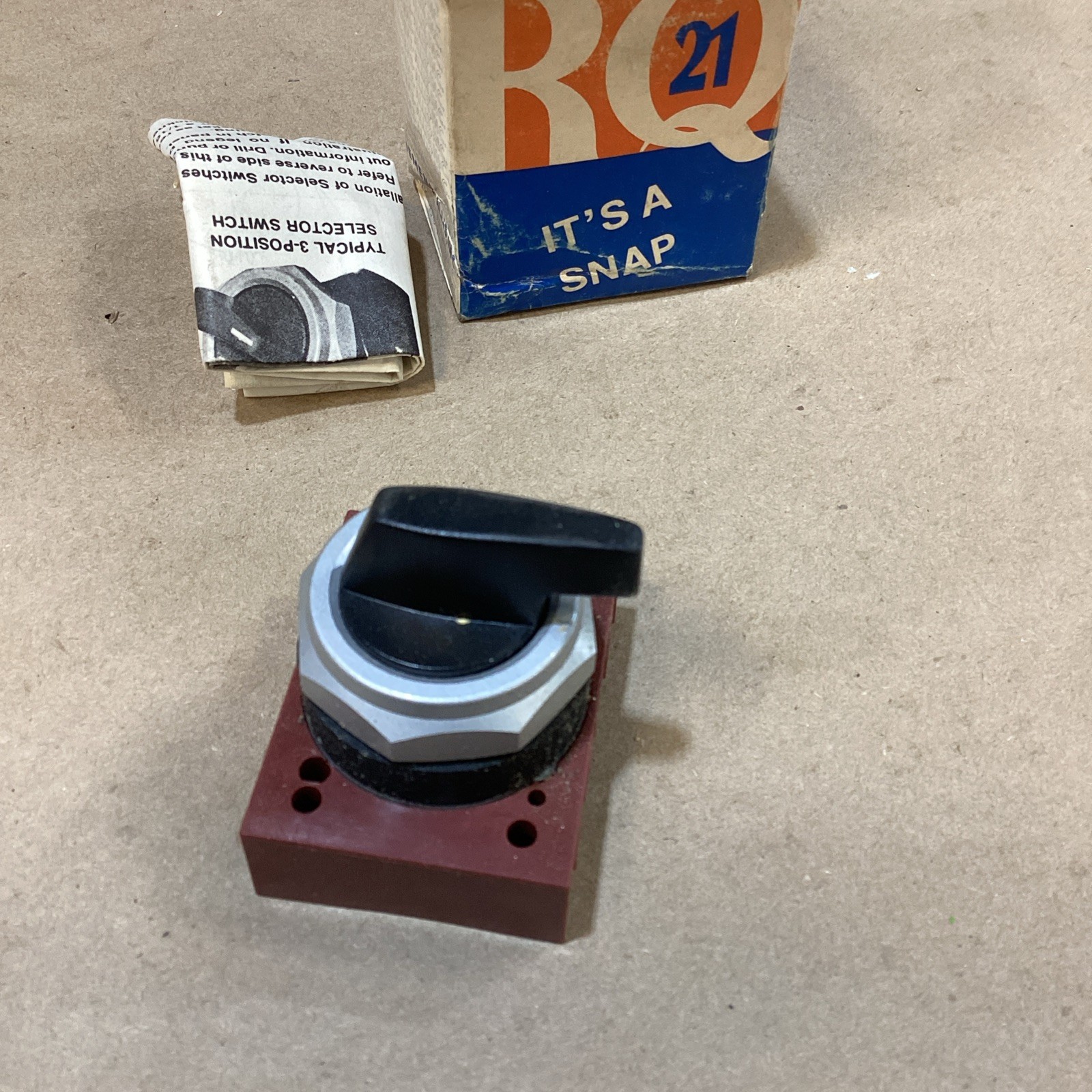 Siemens-Allis P30S3BLB5 3-Position Selector Switch