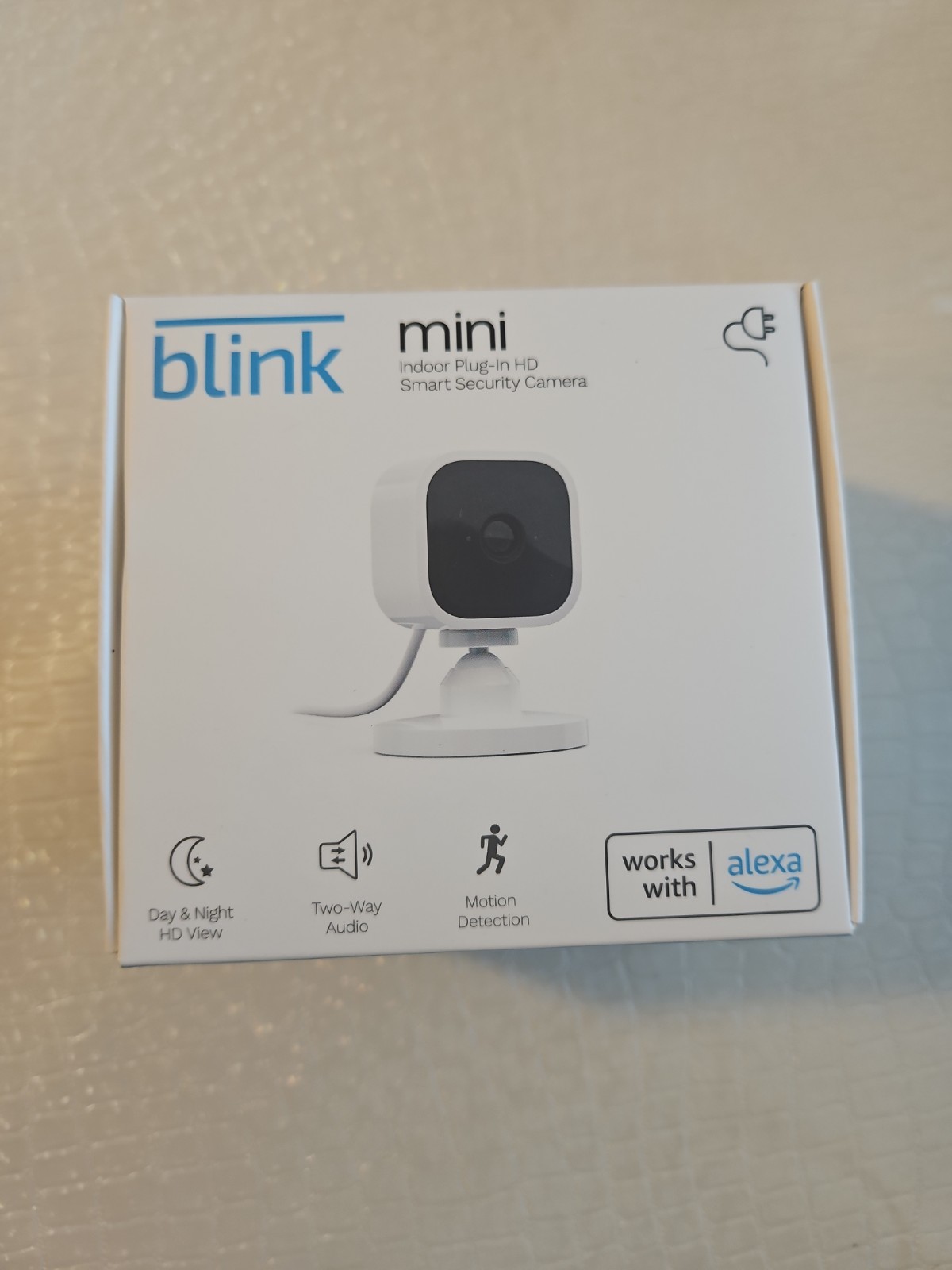 Blink Mini Indoor Plug-In Live HD Smart Security Camera (New in Box)
