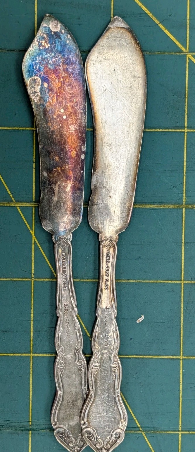 Vintage Rogers AA Pat. July 9 07 Silver Plated Butter Spreader 5.75" Set of 2