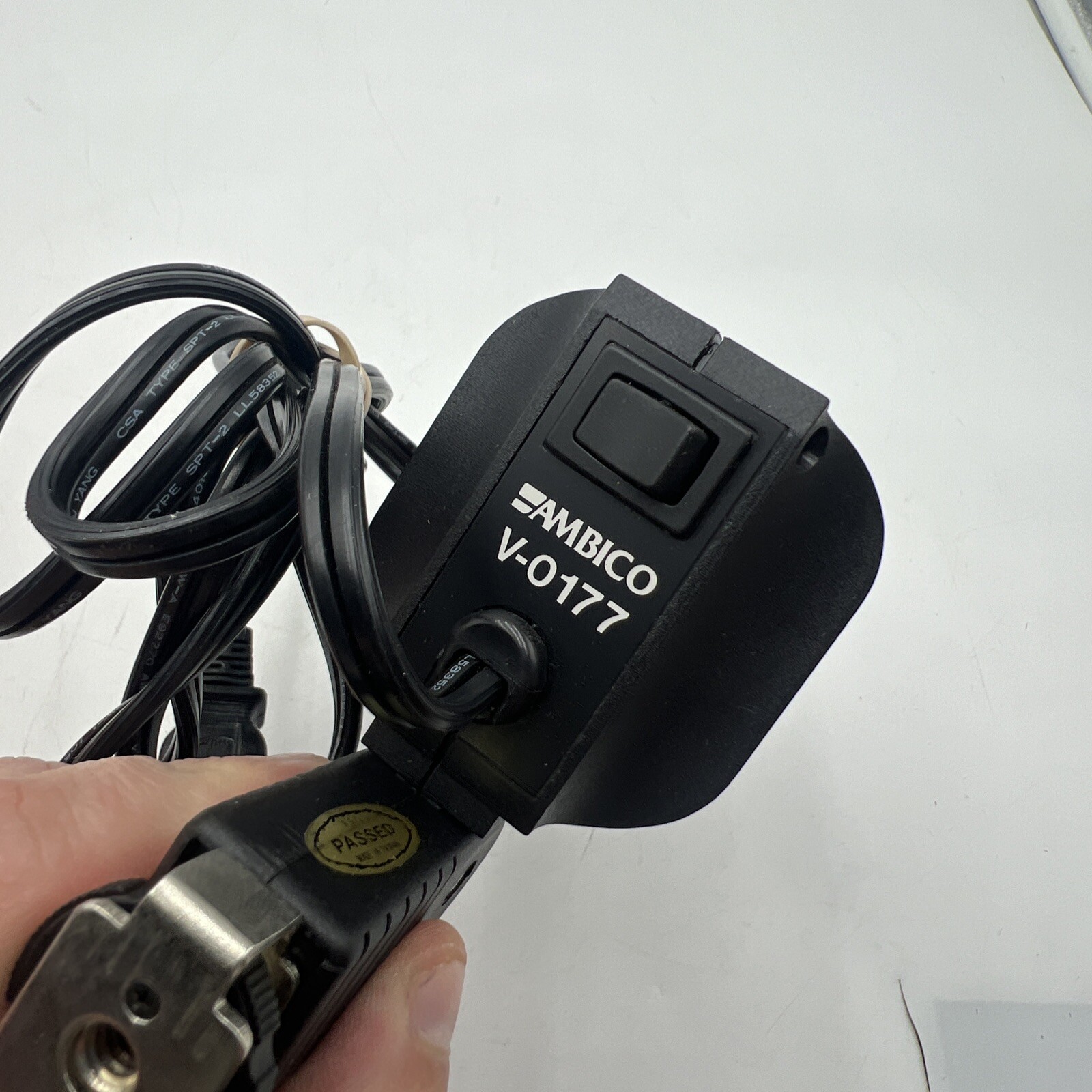 AMBICO MODEL V-0177 AC/DC VIDEO LIGHT IN BOX - TESTED EX++