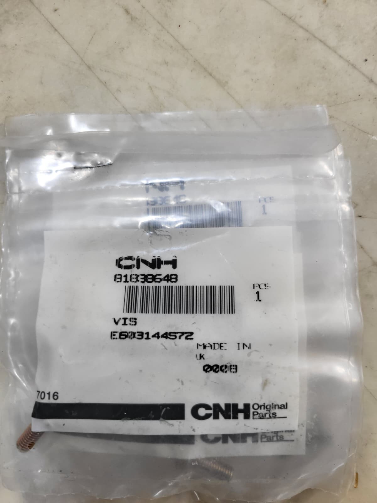 LOT OF 5 GENUINE OEM CNH NEW HOLLAND SCREW 81838648 / E603144S72
