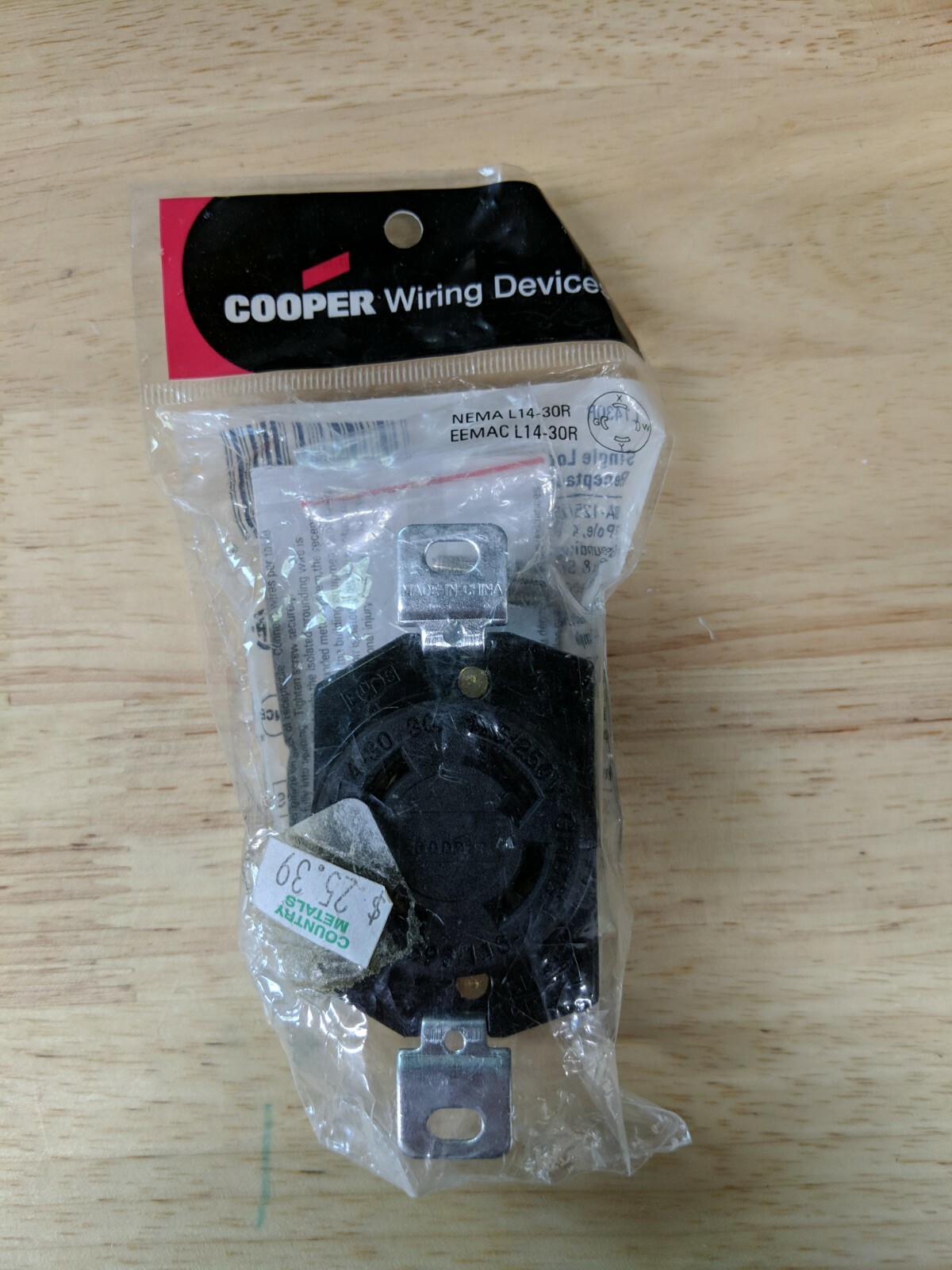 Cooper Wiring L1430R Single Locking Receptacle 3 Pole 4 Wire 30A-125/250V