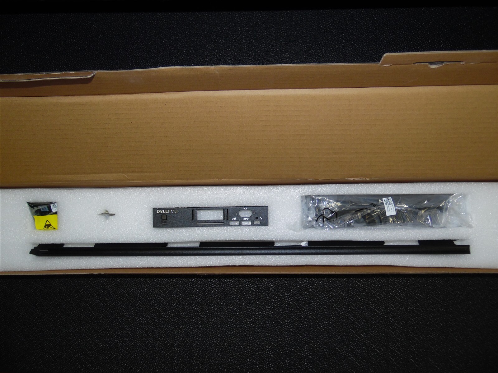 DELL EMC POWEREDGE SERVER T640 CHASSIS TOWER TO RACK CONVERSION KIT W8C14 RAILS