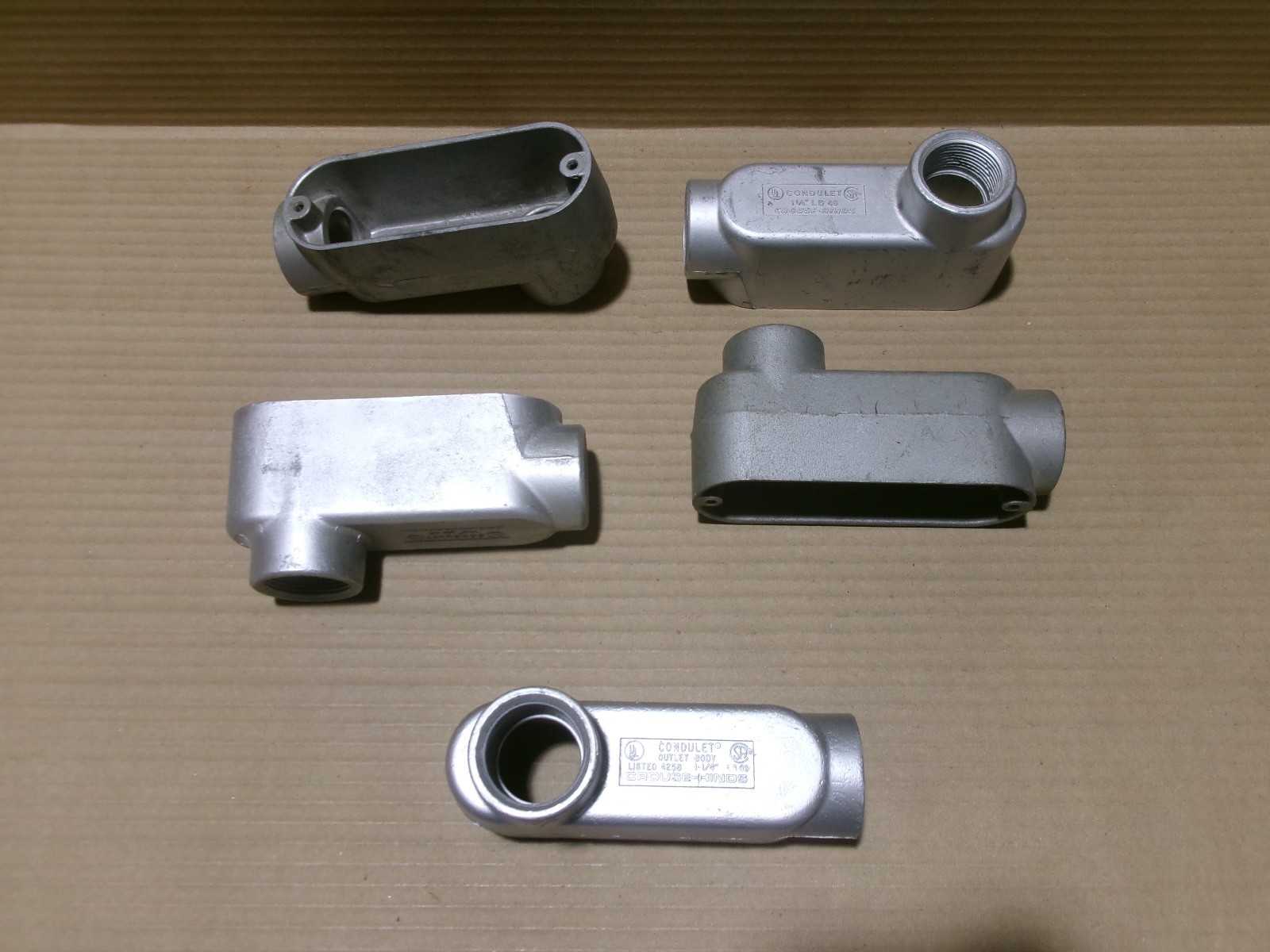 New Lot of 5 Crouse Hinds LB491 1/4" Type LB Conduit Body AK