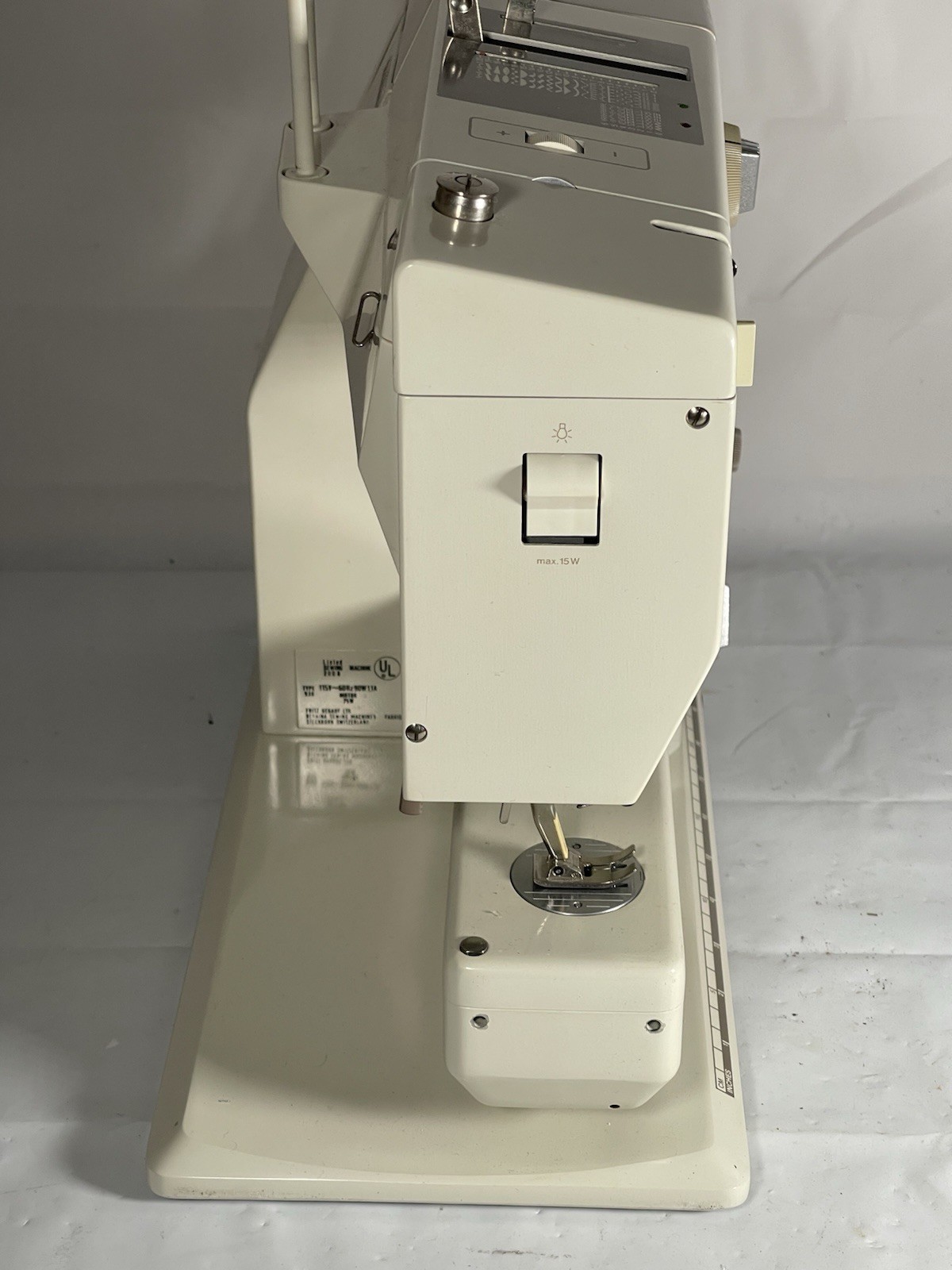 BERNINA Record 930 Electronic Sewing Machine UNTESTED