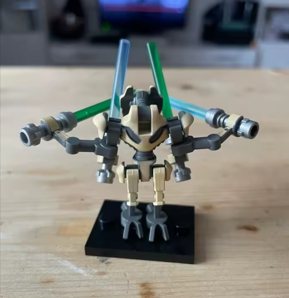General Grievous Tan Custom Minifigure