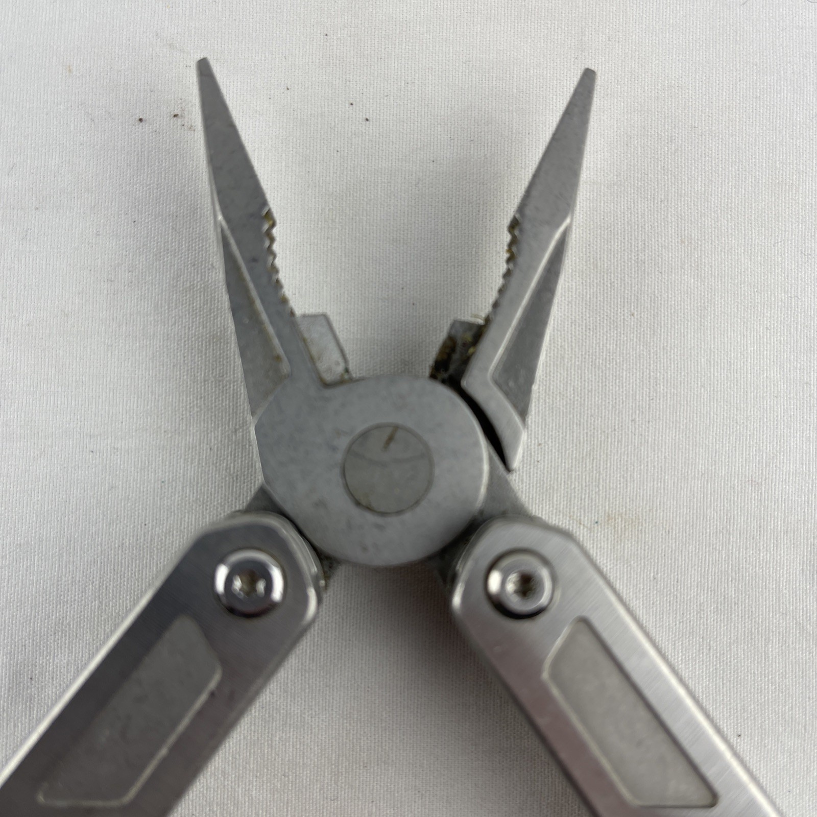 WORKPRO Stainless Steel Multi Tool Plier EDC Multitool with Pocket Knife