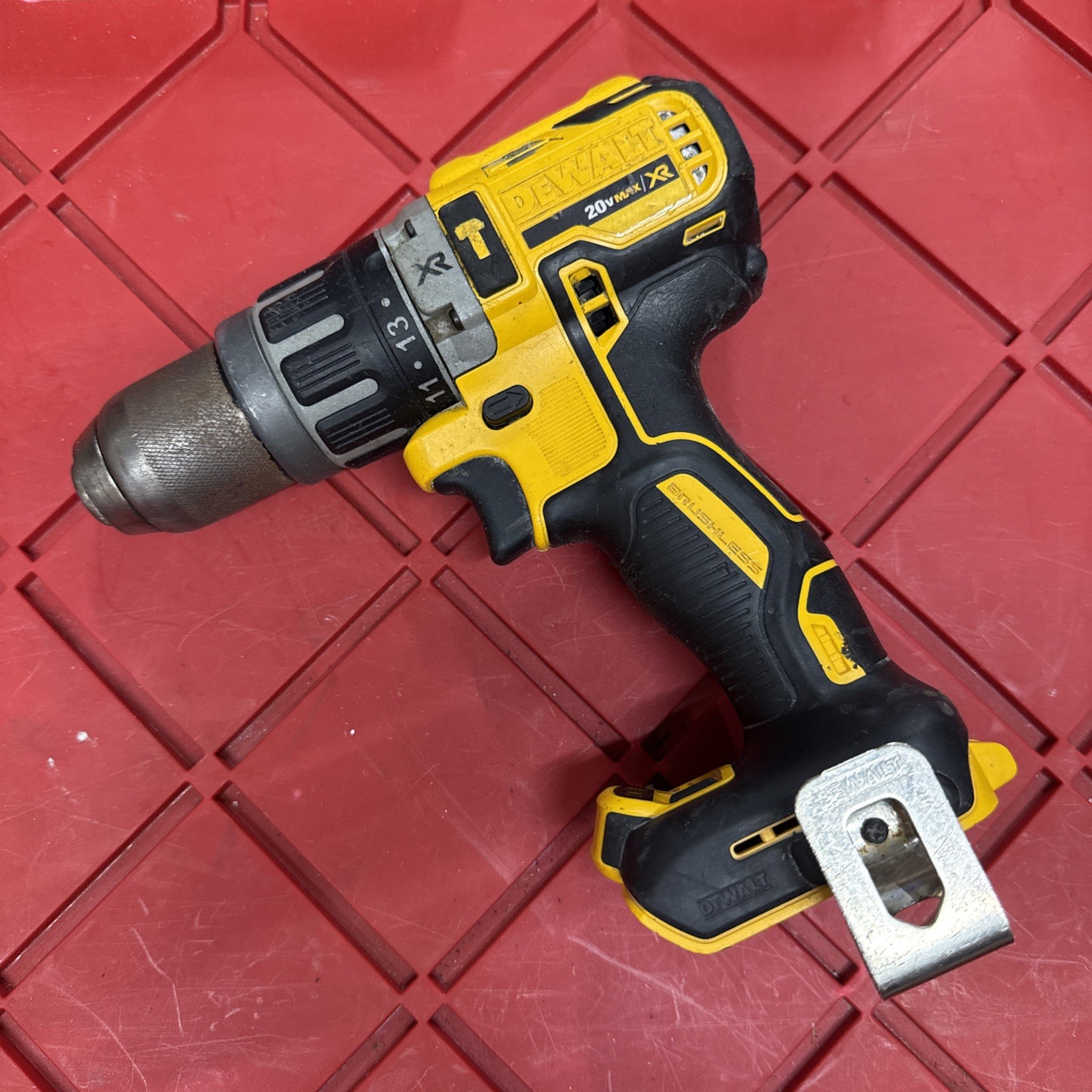Dewalt DCD796 20V MAX XR Cordless Lithium-Ion Compact Hammer Drill Tool only