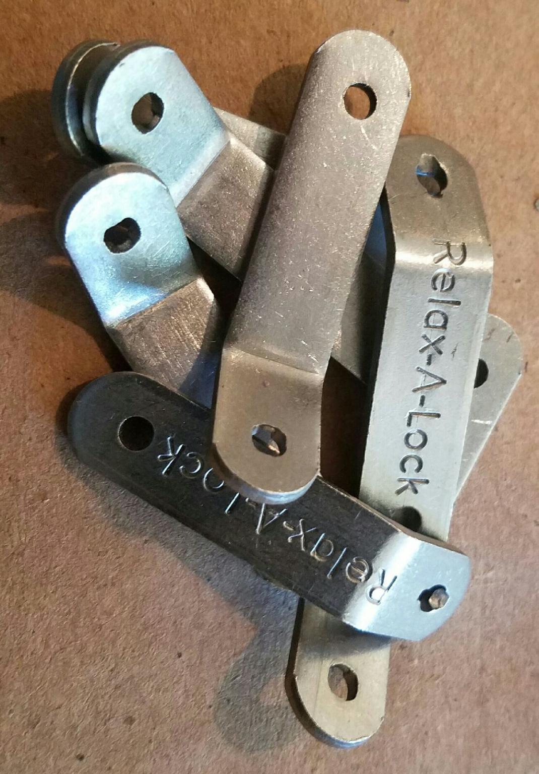 Relax-A-Lock Relaxing snare locks relax Snares Snaring lock Cable trapper 100