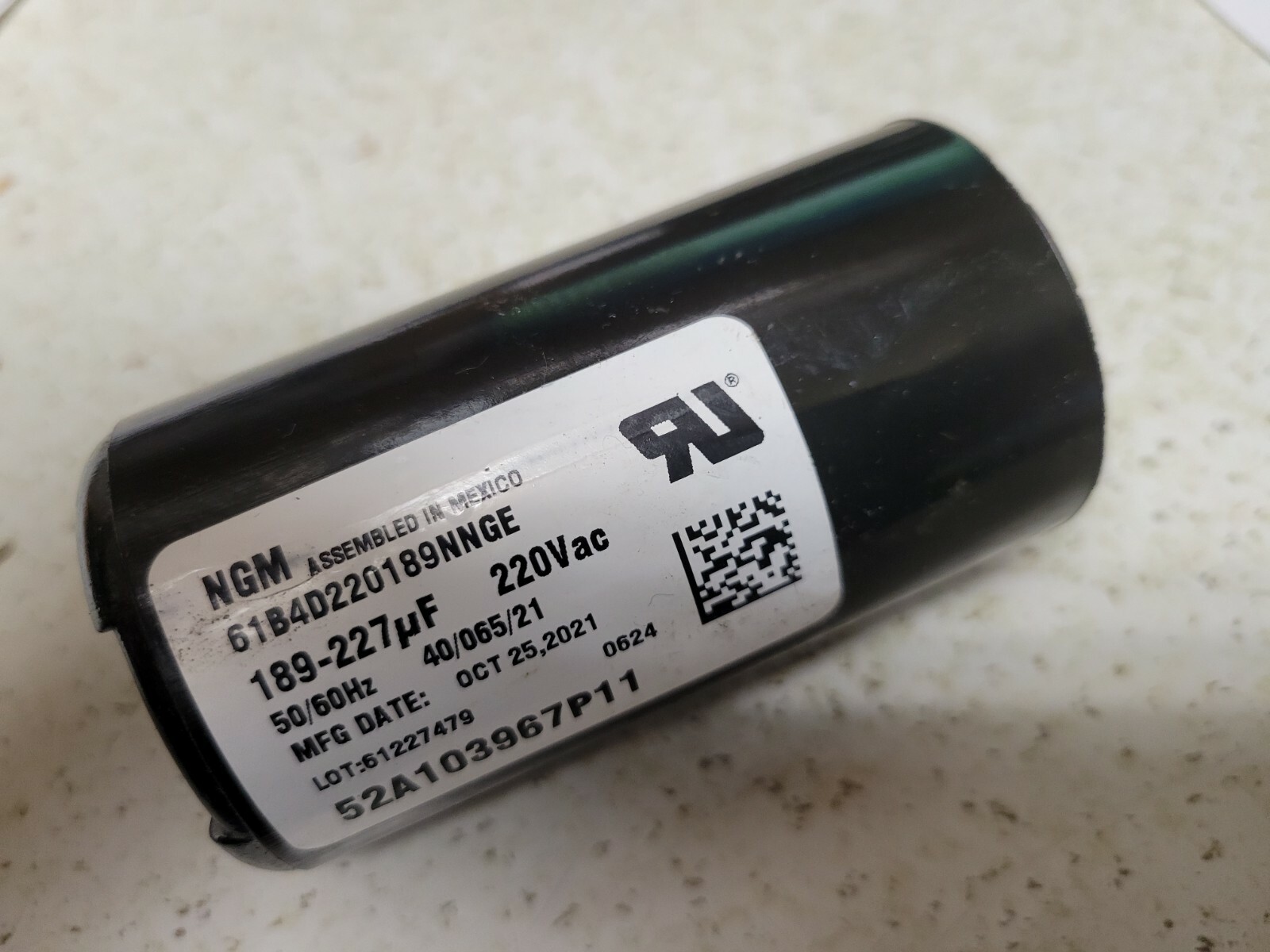 61B4D220189NNGE, 52A103967P11 Capacitor 189-227UF At 220vac -Used- Tested.