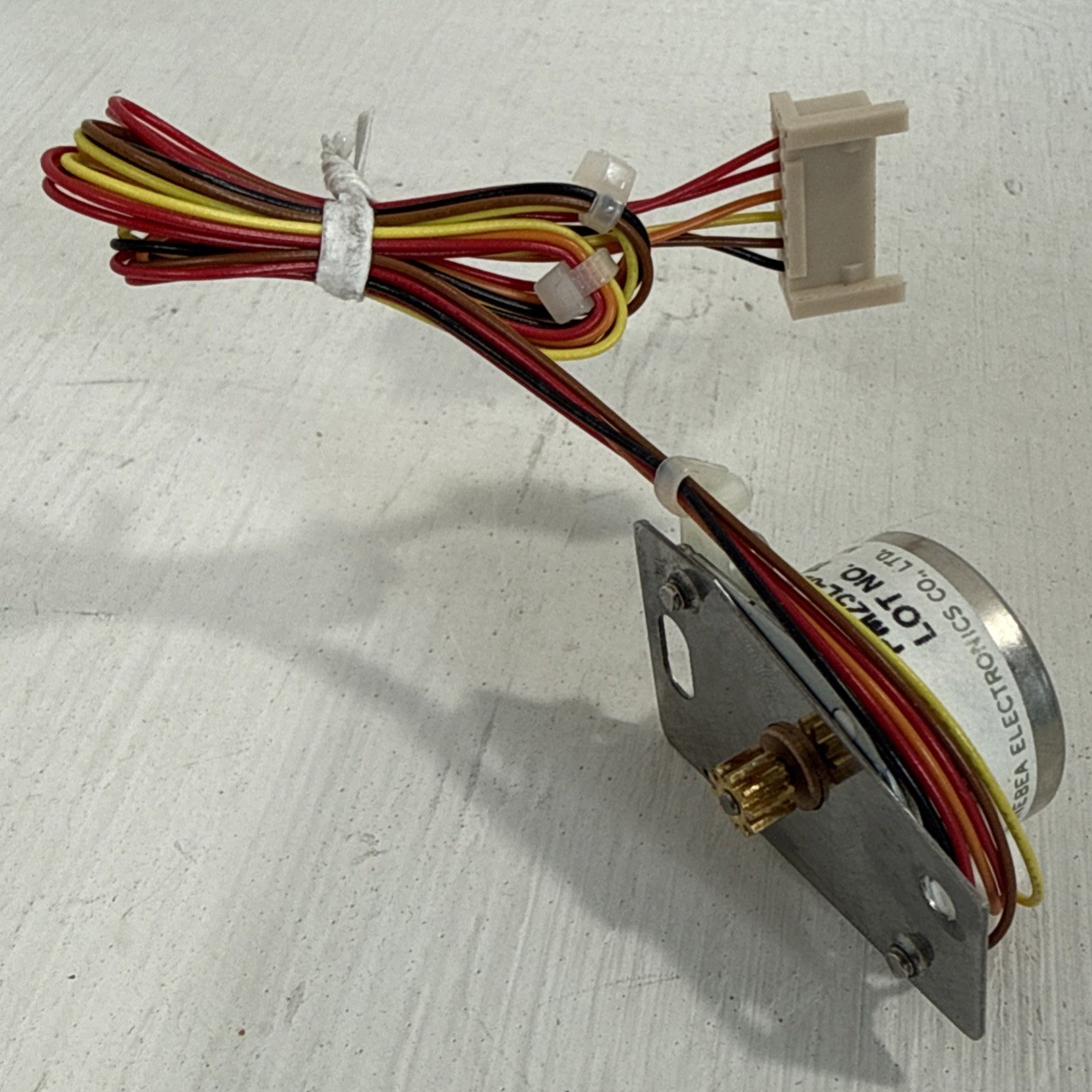 NMB Technologies / Minebea PM25L-024-SM02 Stepper Motor 24V TB3Z26C Gear Motor