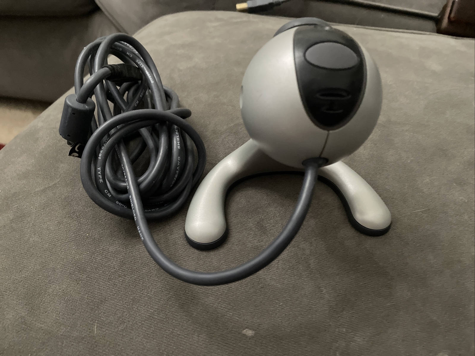 Logitech QuickCam Pro 3000 Web Camera 640 x 480 Resolution 30 FPS (Used)