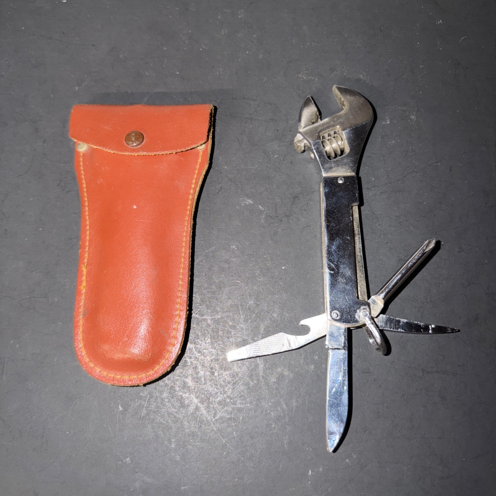 Multi Tool in leather Case Made in Japan