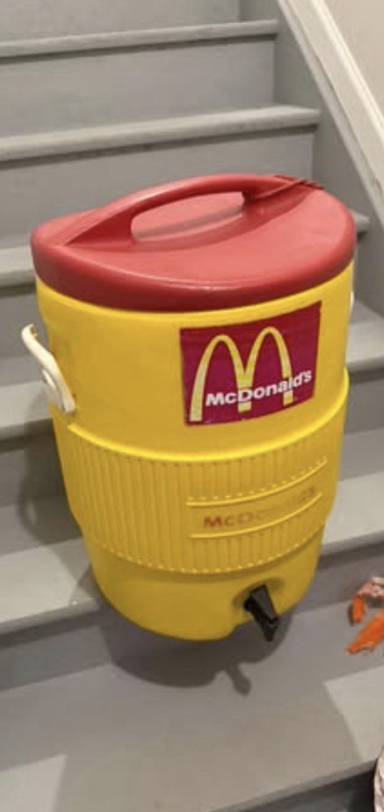 McDonald’s Igloo 10 Gallon Cooler 1988 Red Yellow