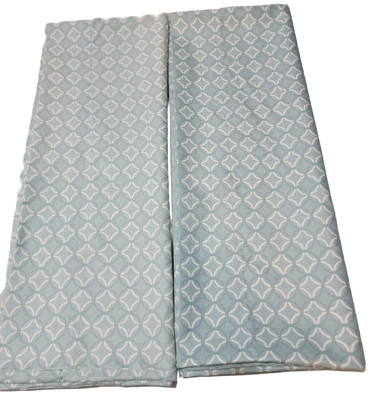 2 100% Polyester Pillowcases By Essential Home Stan/ Queen, Aqua Print
