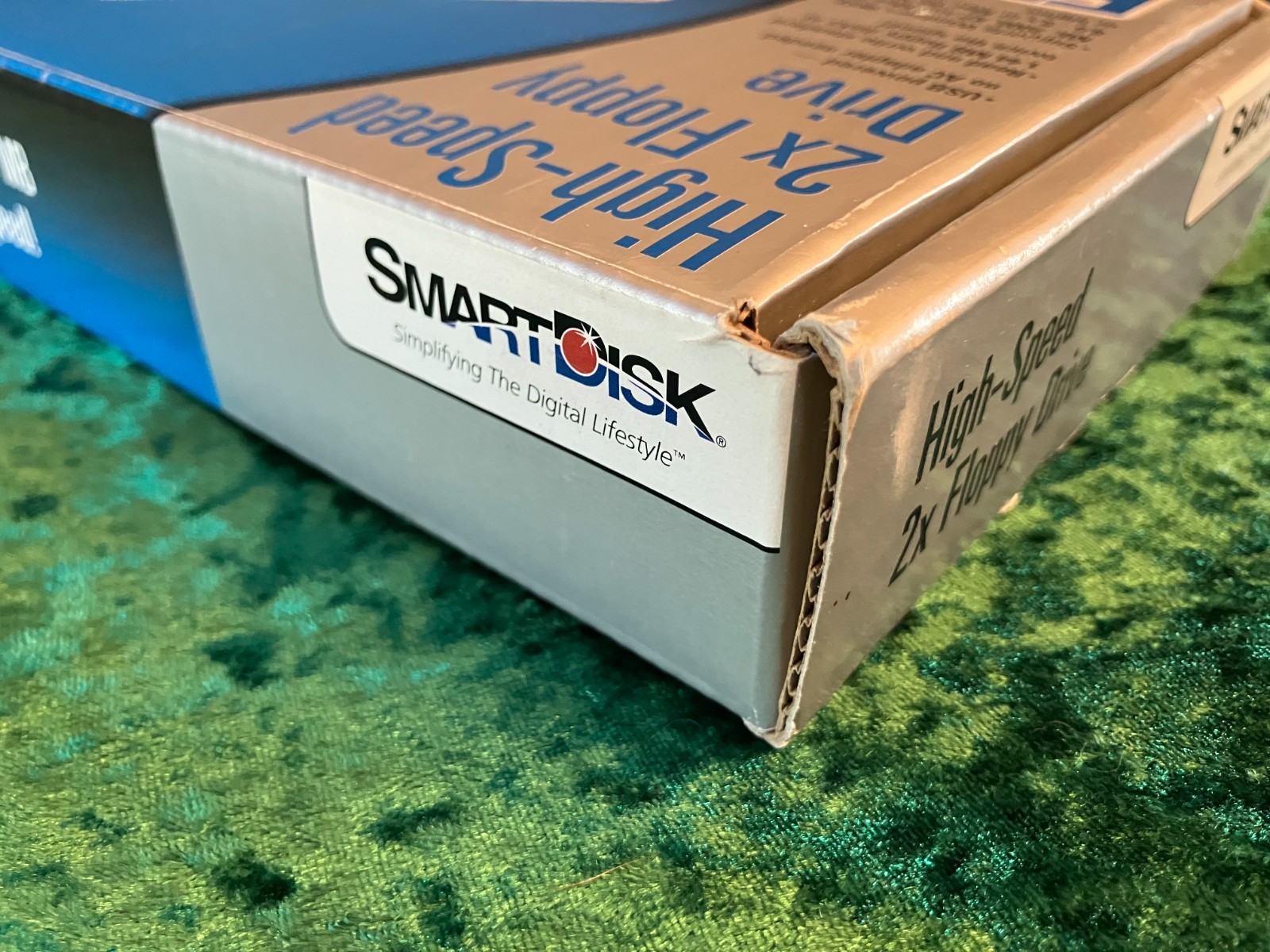 SmartDisk External Floppy Drive -- High-Speed 2x -- 1.44MG -- New in Box