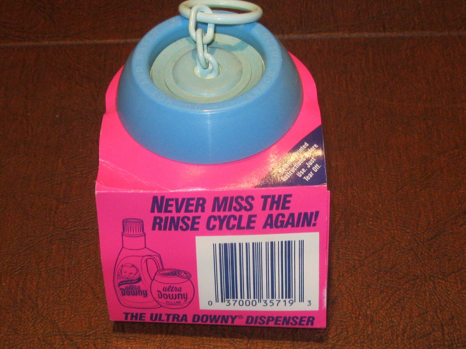 Ultra DOWNY BALL Liquid Fabric Softener DISPENSER