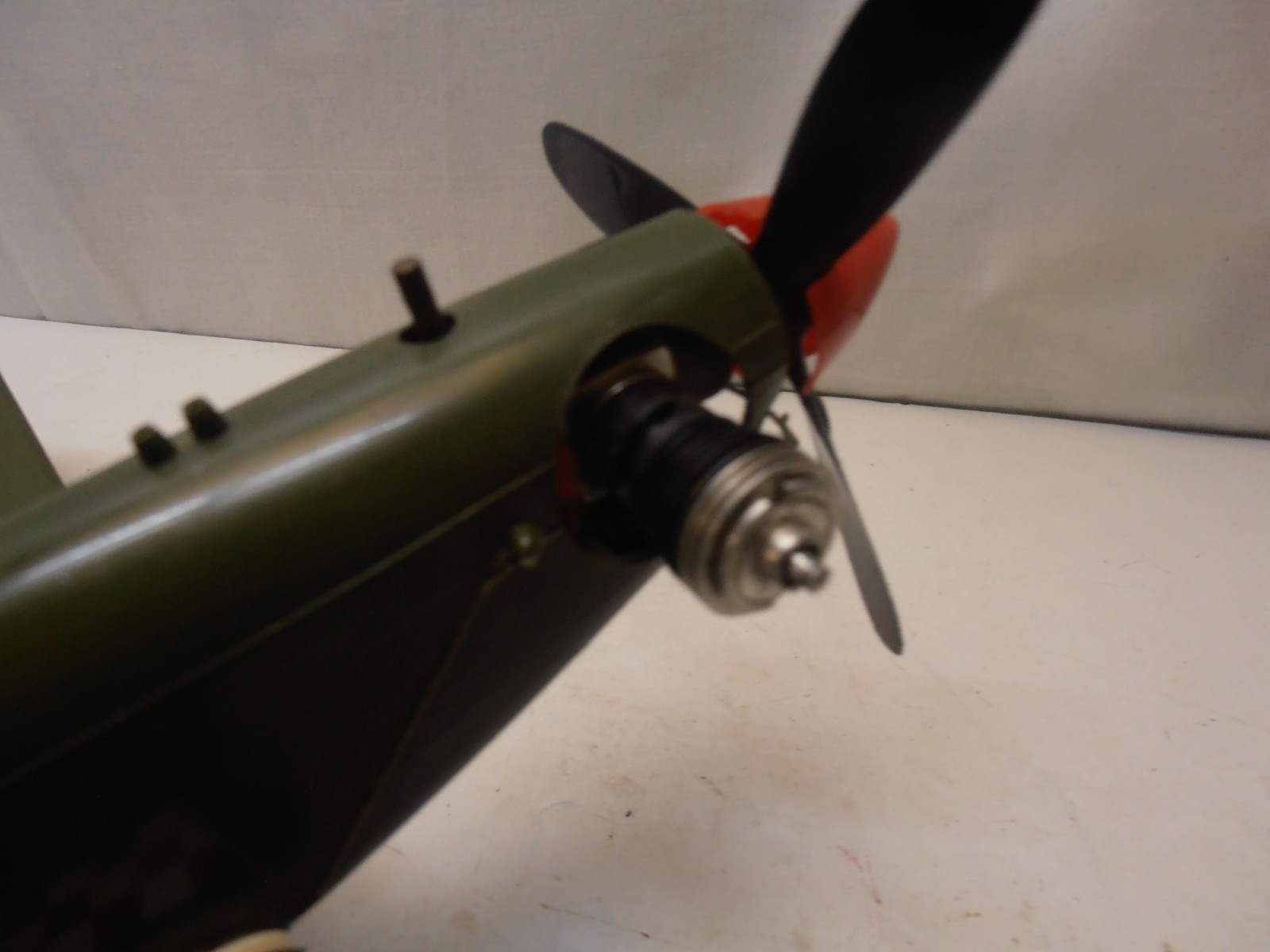 Cox 049 P-51