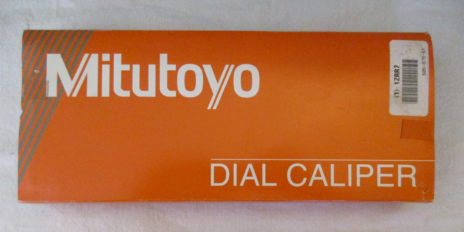 MITUTOYO 505-675-51 Dial Caliper ~ 6 In, 0.100/Rev, Blue Face 1ZRR7, Case w/ Box