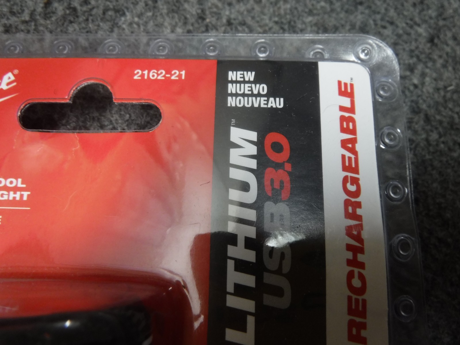 *NEW* Milwaukee 2,000 Lumens REDLITHIUM USB Slide Focus Flashlight 2162-21