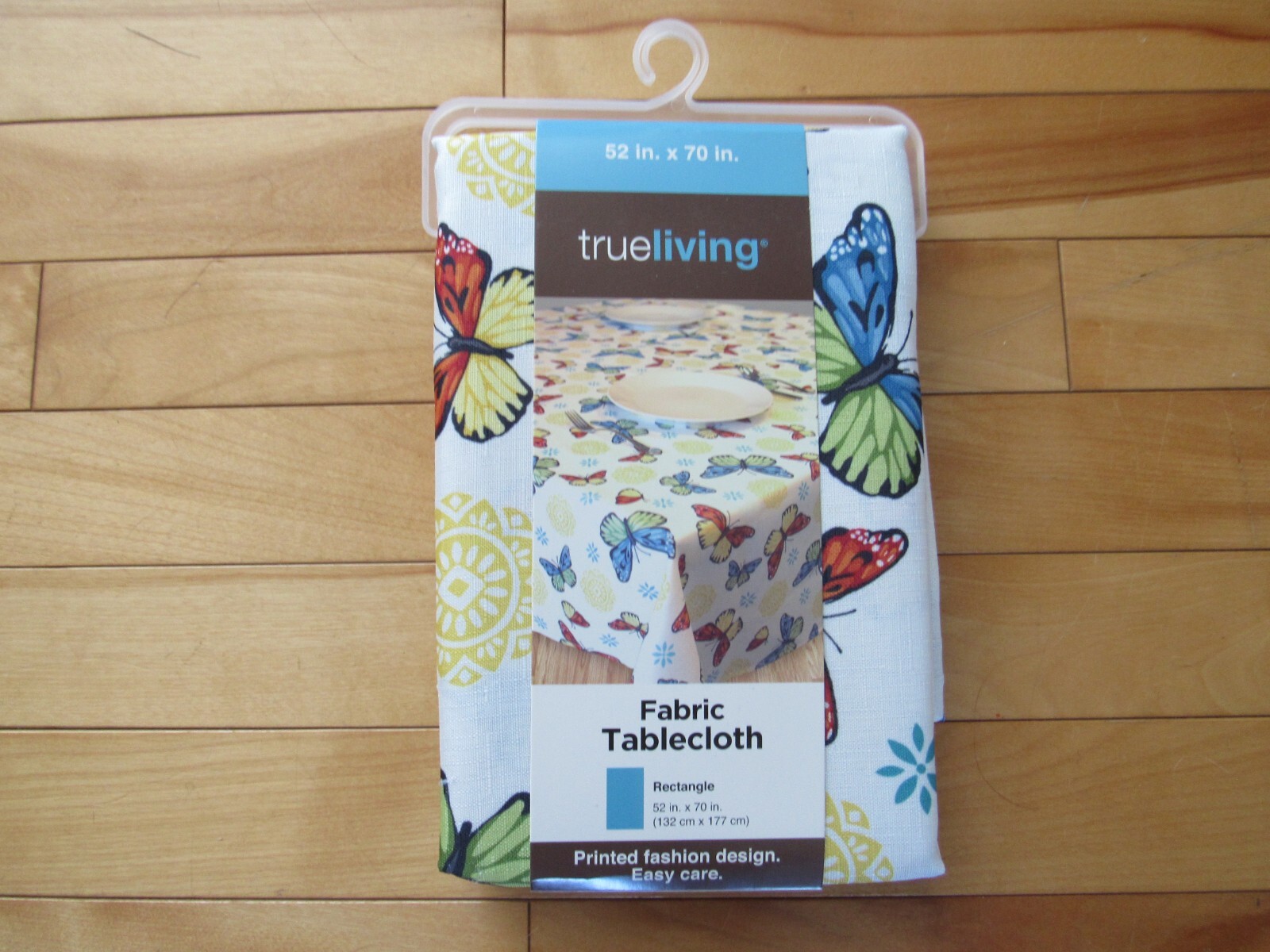 NIP NEW TRUE LIVING BRIGHT COLORFUL BUTTERFLIES FABRIC TABLECLOTH 52" X 70"
