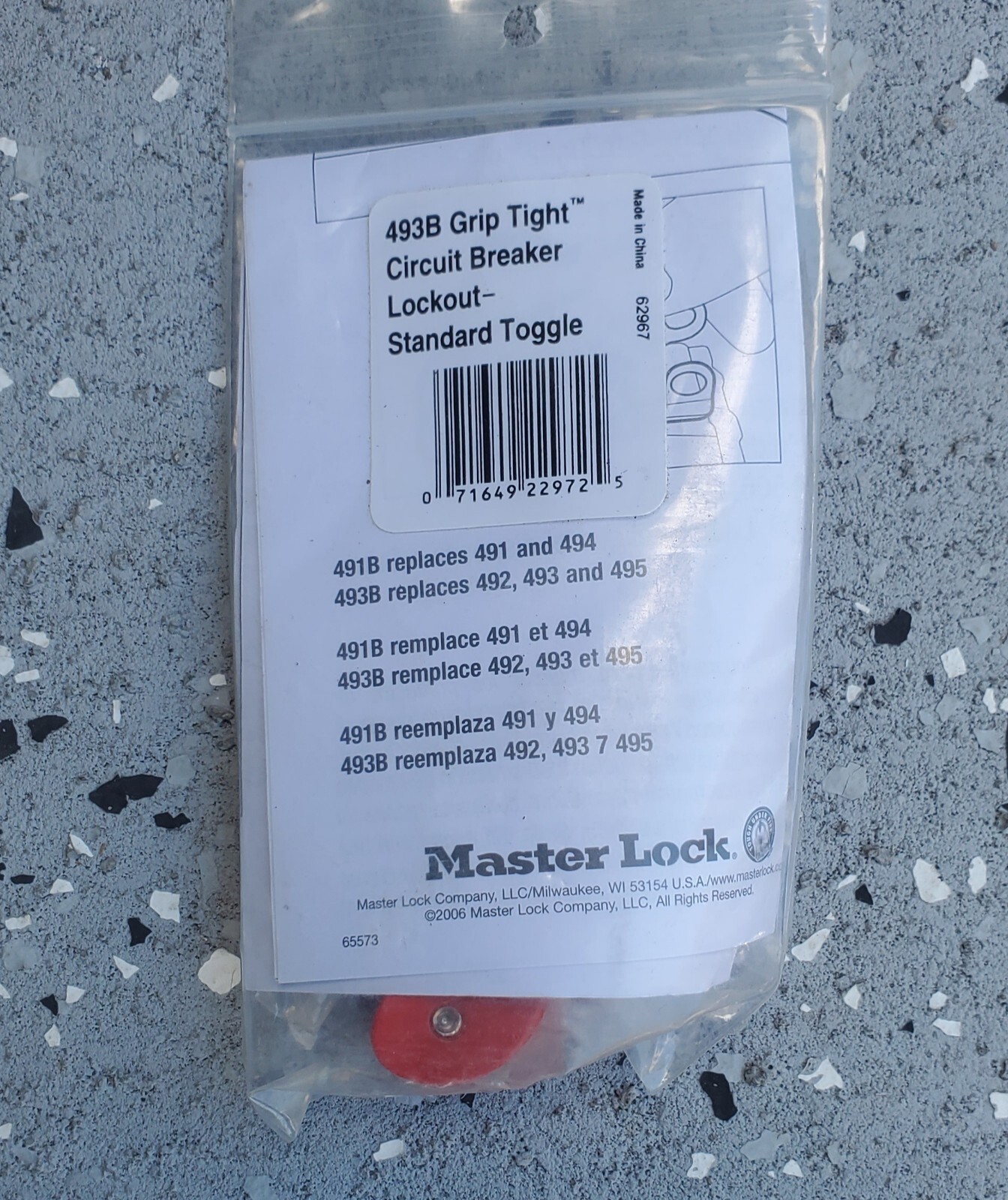 master lock assorted circuit breakers lockout