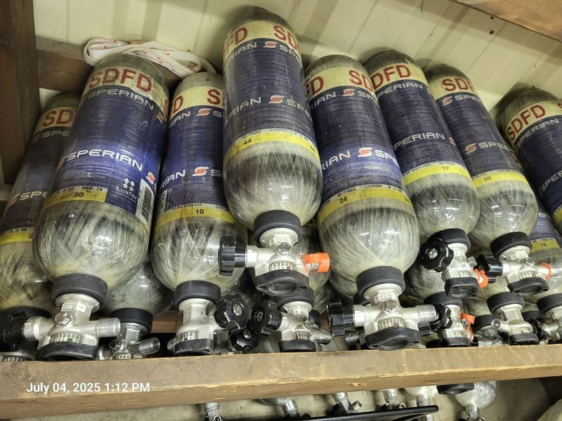 Sperian 4,500 psi 30-Minute SCBA Bottles, Pressure VALVE INCLUDED