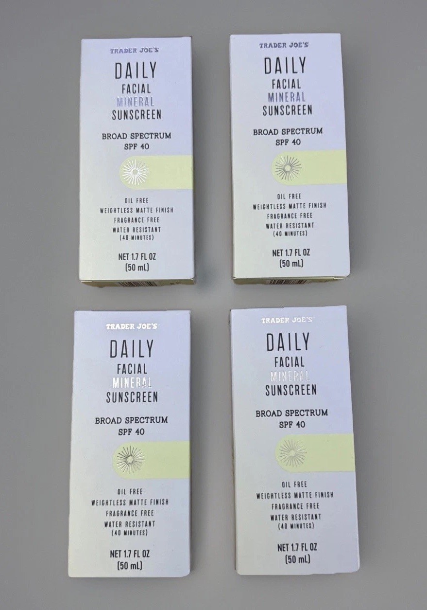 4x Trader Joes Daily Facial Mineral Sunscreen SPF40 Oil-Free, Invisible