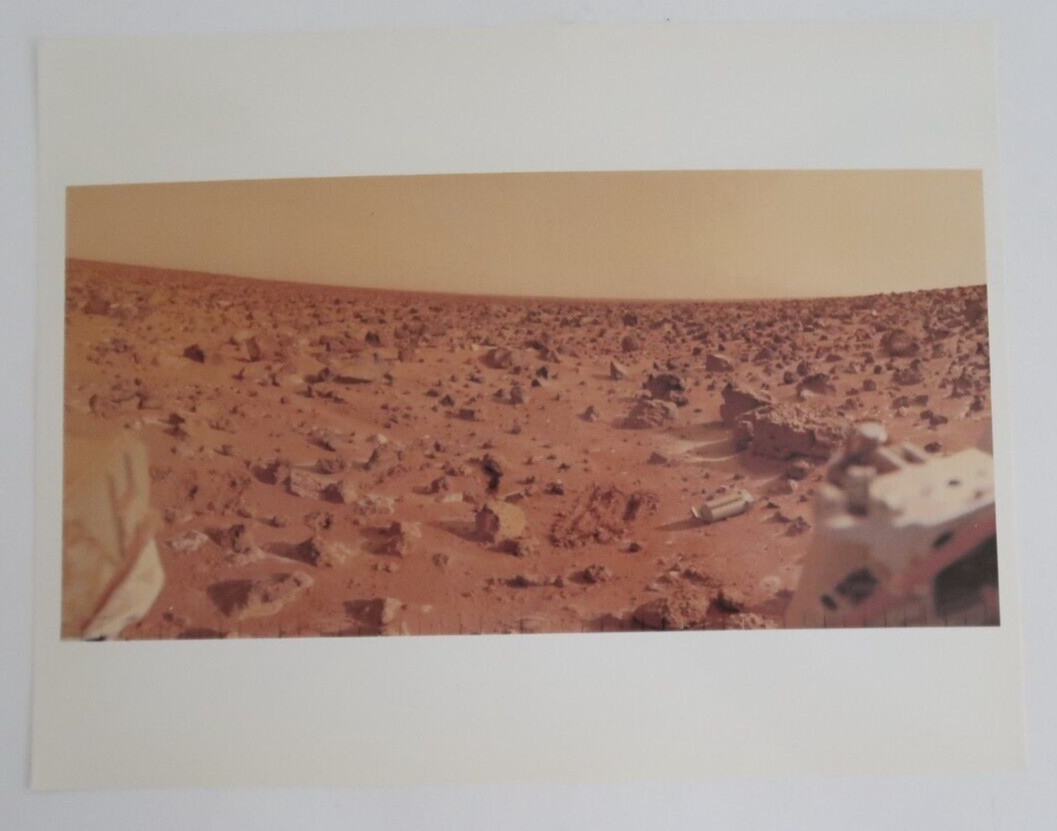 Viking 2 on Mars Winter NASA Jet Propulsion Laboratory 8.5" x 11" Image Photo