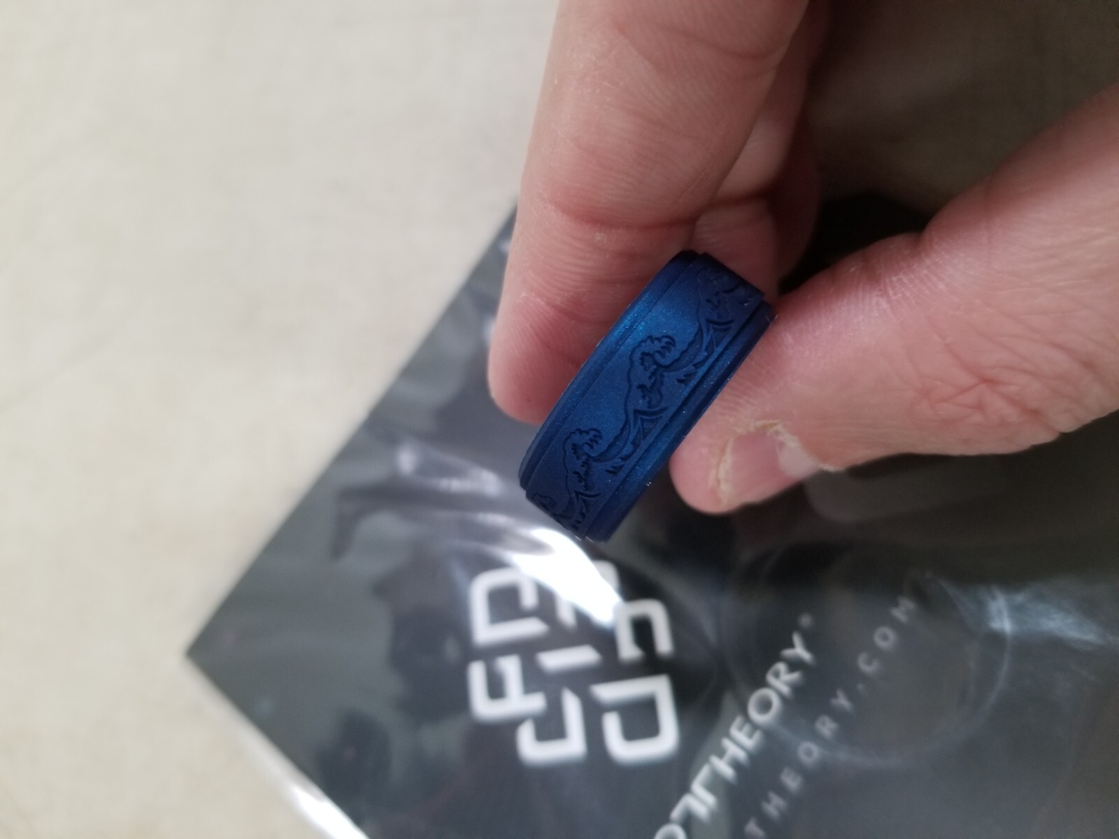Knot Theory Engraved Silicone Ring - Engraved Waves Blue - Size 13